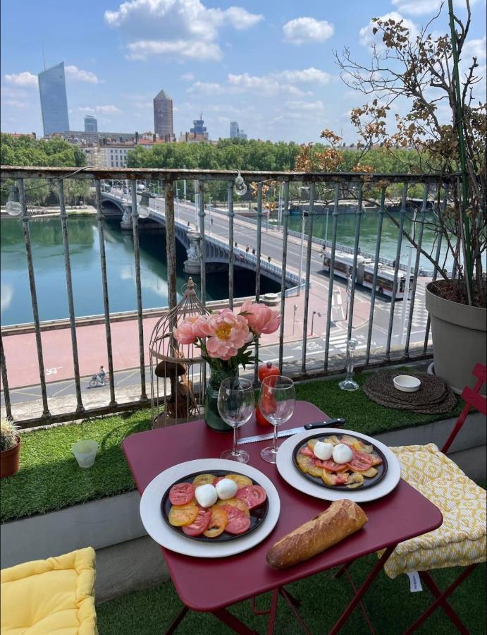 Coeur De Lyon Avec Terrasse Et Jacuzzi Apartment Exterior foto